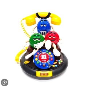 M and M talking phone